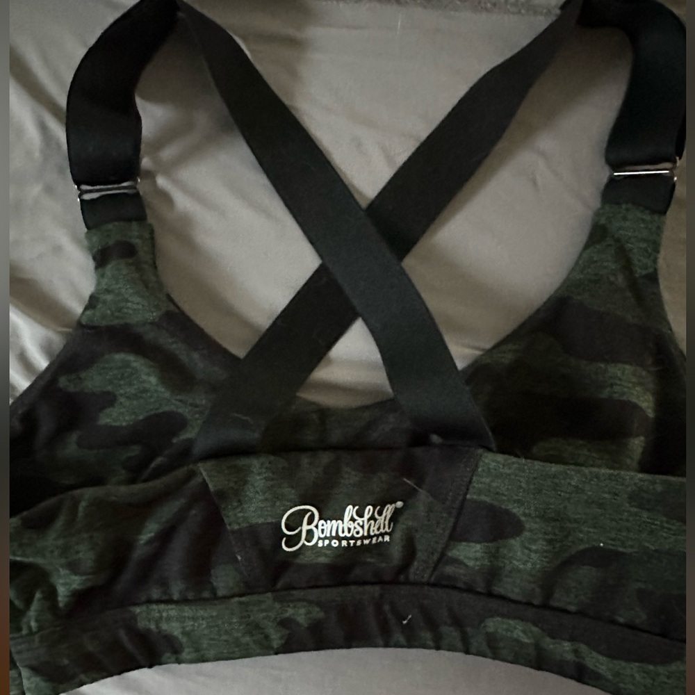 Bombshell sportswear